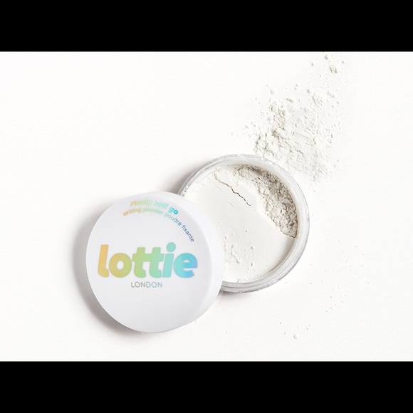 NWT rose water setting spray/loose setting powder - Picture 4 of 4